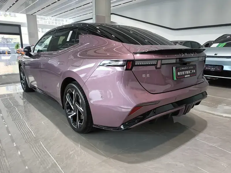 2026 Lynk & Co 07 с пробегом 11 000 км