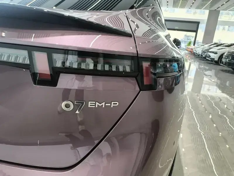 2026 Lynk & Co 07 с пробегом 11 000 км