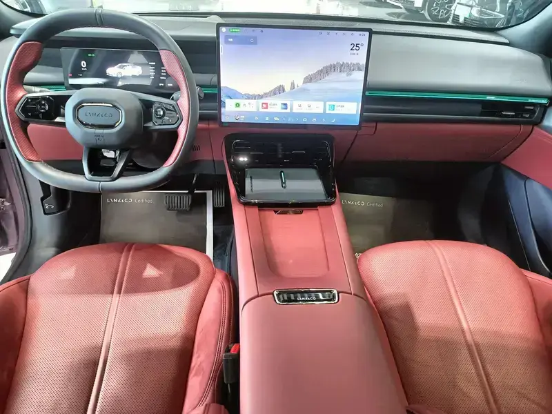 2026 Lynk & Co 07 с пробегом 11 000 км