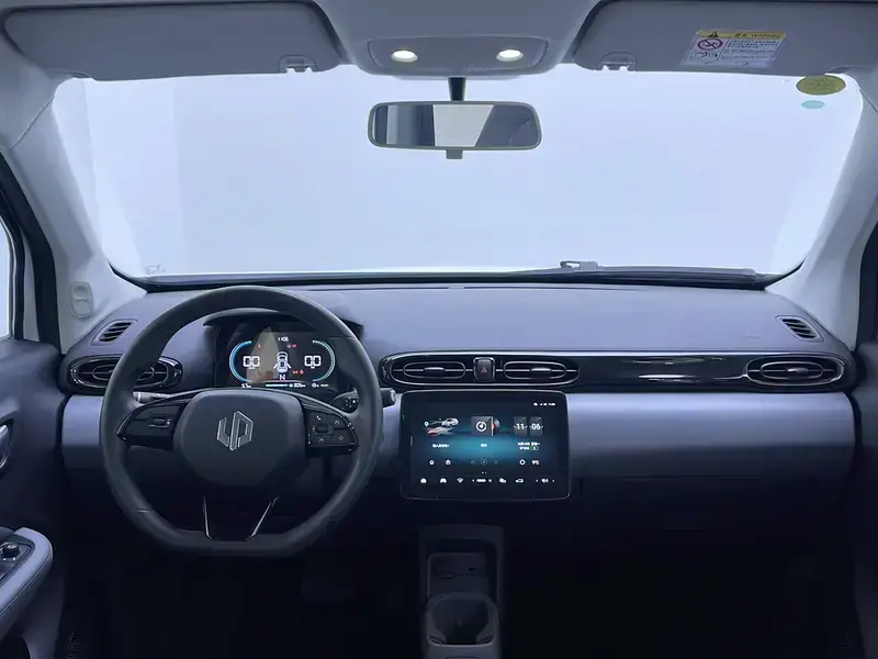 2025 Leapmotor T03 с пробегом 100 км