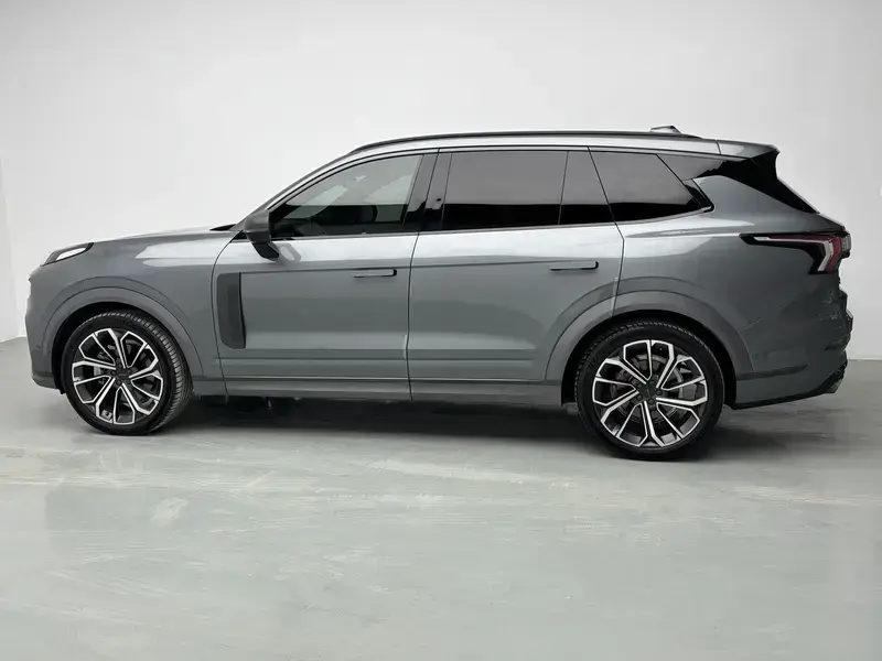 2021 Lynk & Co 09 с пробегом 78 000 км