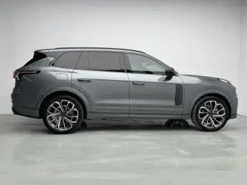 2021 Lynk & Co 09 с пробегом 78 000 км