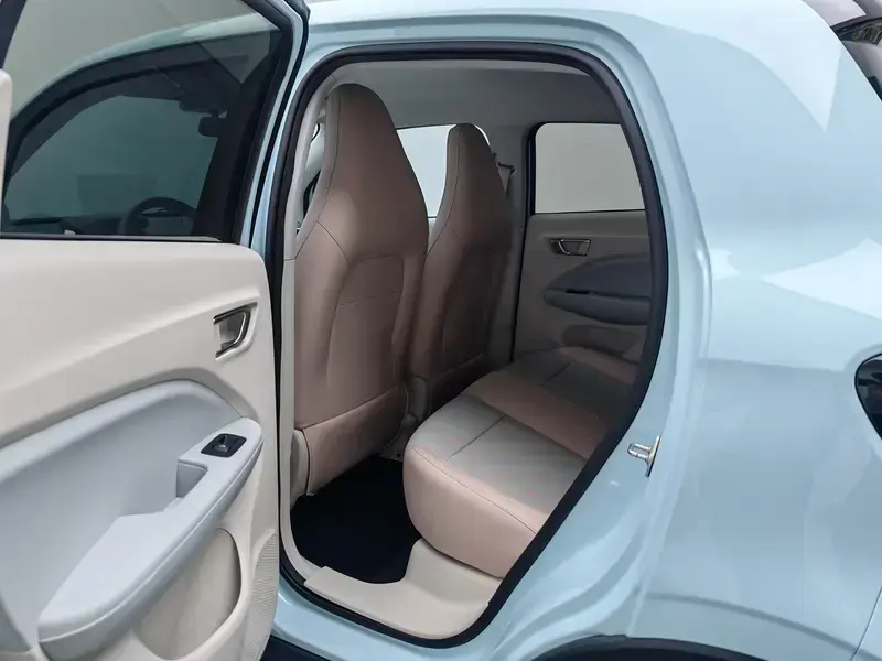 2025 Leapmotor T03 с пробегом 29 600 км