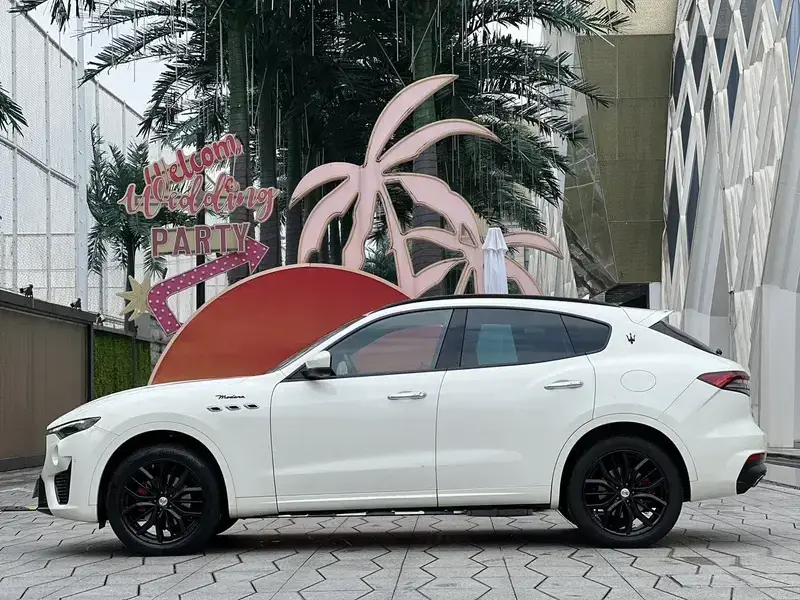 2022 Maserati Levante с пробегом 65 000 км