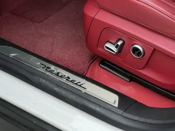 2022 Maserati Levante с пробегом 65 000 км