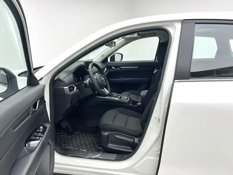 2025 Mazda CX-5 с пробегом 2 900 км