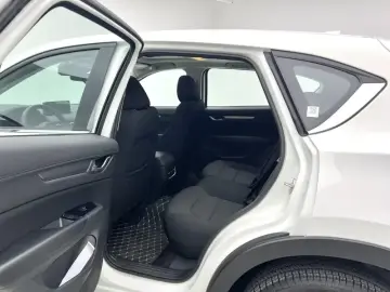 2025 Mazda CX-5 с пробегом 2 900 км