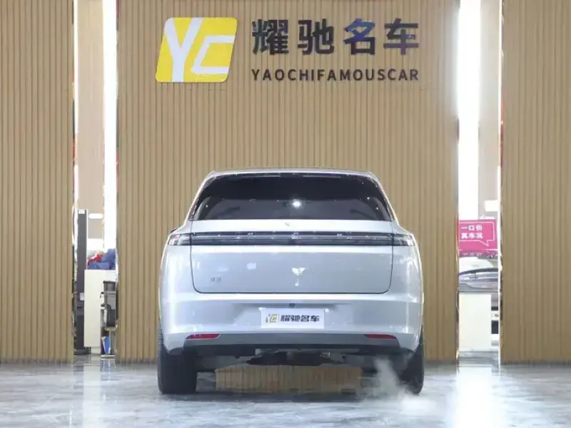 2024 Li Auto (Lixiang) L7 с пробегом 25 400 км