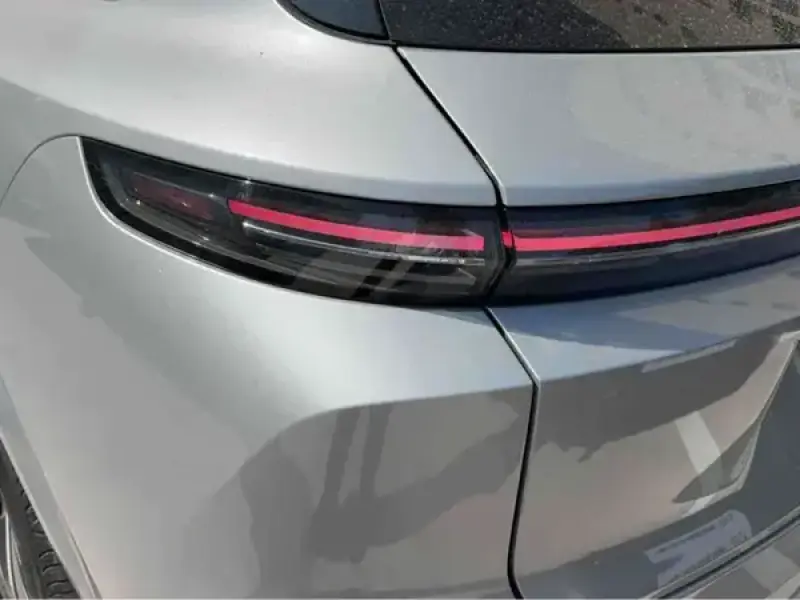 2024 Li Auto (Lixiang) L7 с пробегом 25 400 км