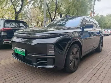 2024 Li Auto (Lixiang) L7 с пробегом 52 000 км