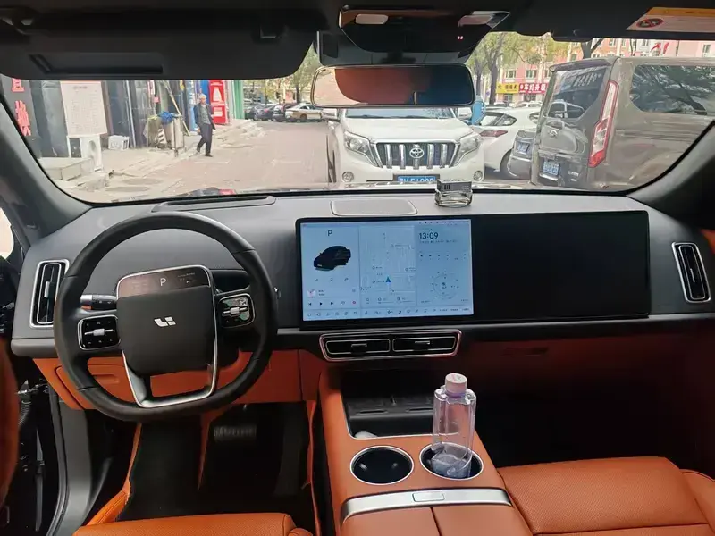 2024 Li Auto (Lixiang) L7 с пробегом 52 000 км