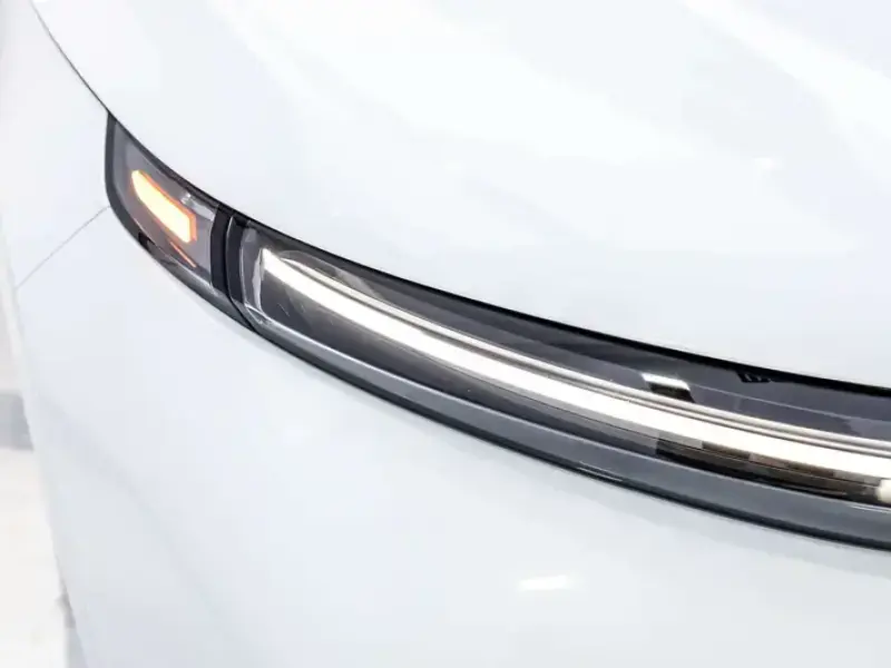 2025 Li Auto (Lixiang) L7 с пробегом 6 800 км
