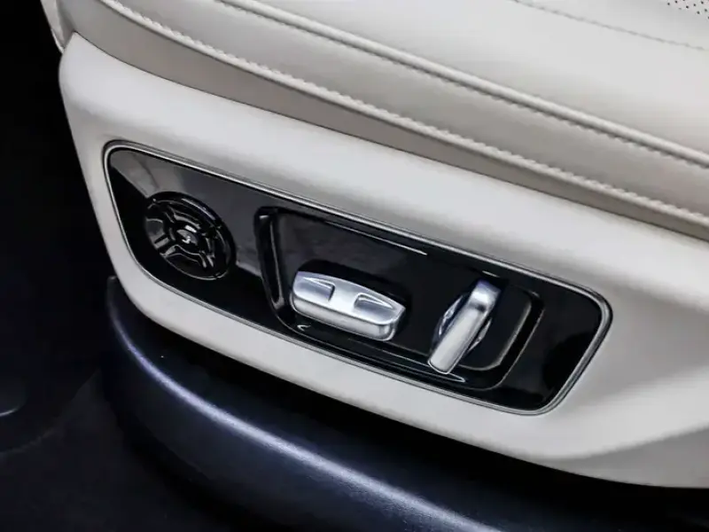 2025 Li Auto (Lixiang) L7 с пробегом 6 800 км
