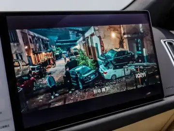 2025 Li Auto (Lixiang) L7 с пробегом 6 800 км
