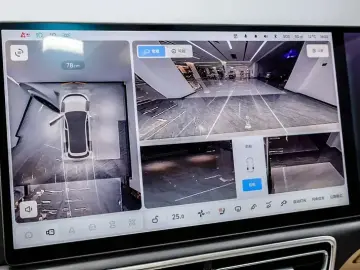 2025 Li Auto (Lixiang) L7 с пробегом 6 800 км