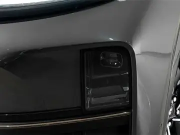 2025 Li Auto (Lixiang) L7 с пробегом 8 500 км