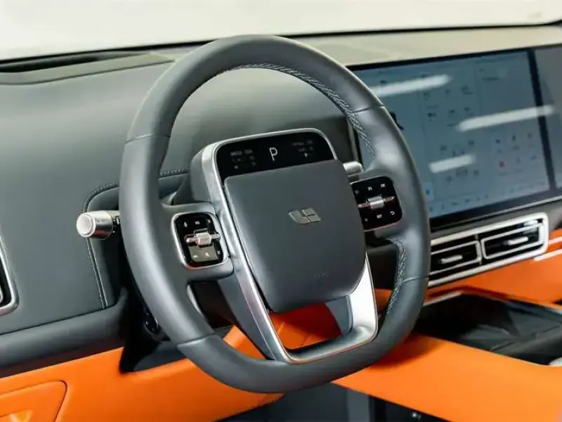 2025 Li Auto (Lixiang) L7 с пробегом 8 500 км