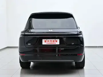 2024 Li Auto (Lixiang) L9 с пробегом 20 800 км