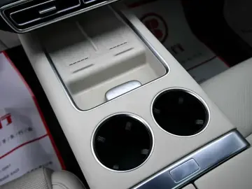 2024 Li Auto (Lixiang) L9 с пробегом 20 800 км