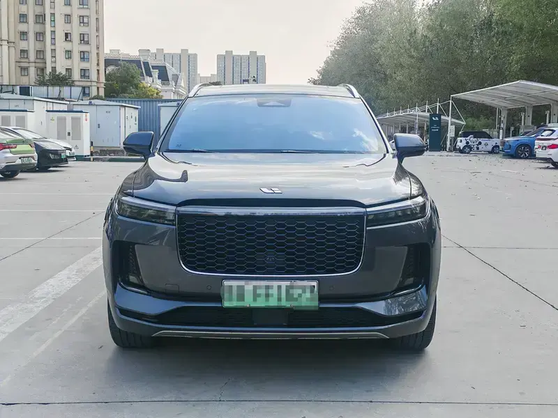 2021 Li Auto (Lixiang) One с пробегом 121 000 км