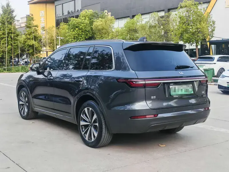 2021 Li Auto (Lixiang) One с пробегом 121 000 км