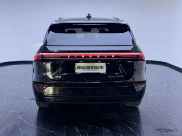 2023 Lincoln Nautilus с пробегом 59 000 км