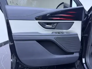 2023 Lincoln Nautilus с пробегом 59 000 км