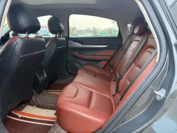 2022 Lincoln Z с пробегом 48 000 км