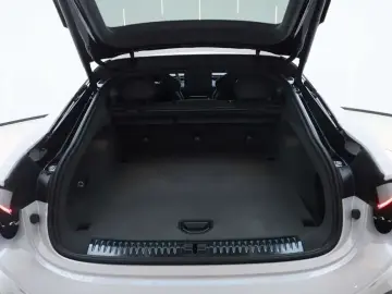 2025 Lotus Emeya с пробегом 38 800 км