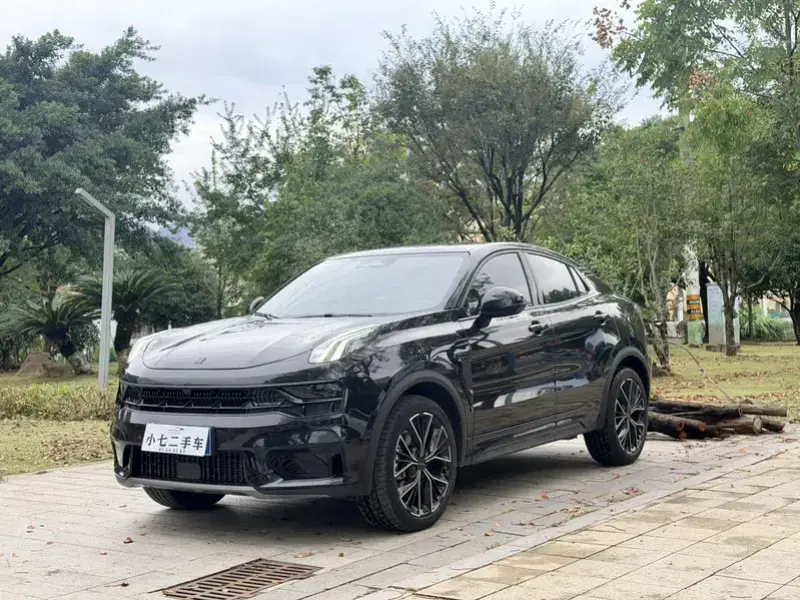 2023 Lynk & Co 05 с пробегом 20 000 км