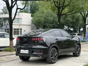 2023 Lynk & Co 05 с пробегом 20 000 км