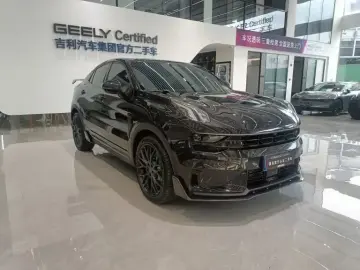 2023 Lynk & Co 05 с пробегом 20 000 км