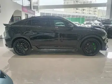 2023 Lynk & Co 05 с пробегом 20 000 км
