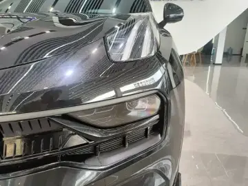 2023 Lynk & Co 05 с пробегом 20 000 км