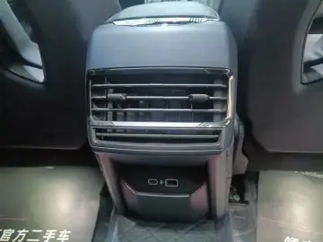2023 Lynk & Co 05 с пробегом 20 000 км