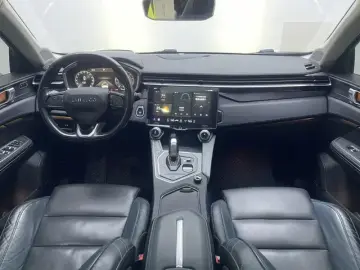 2020 Lynk & Co 05 с пробегом 73 000 км