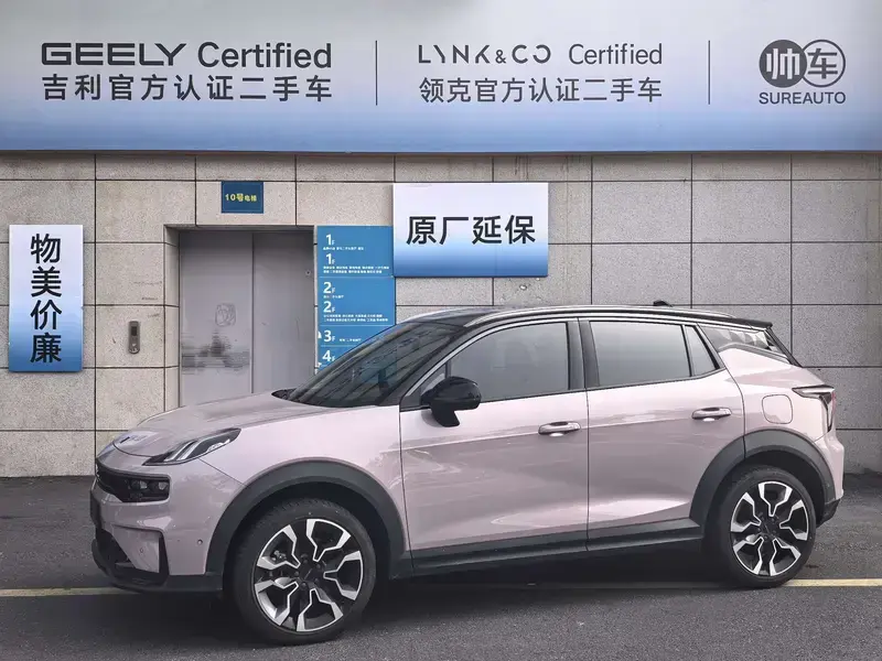 2023 Lynk & Co 06 с пробегом 23 000 км