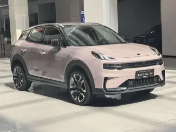 2023 Lynk & Co 06 с пробегом 23 000 км