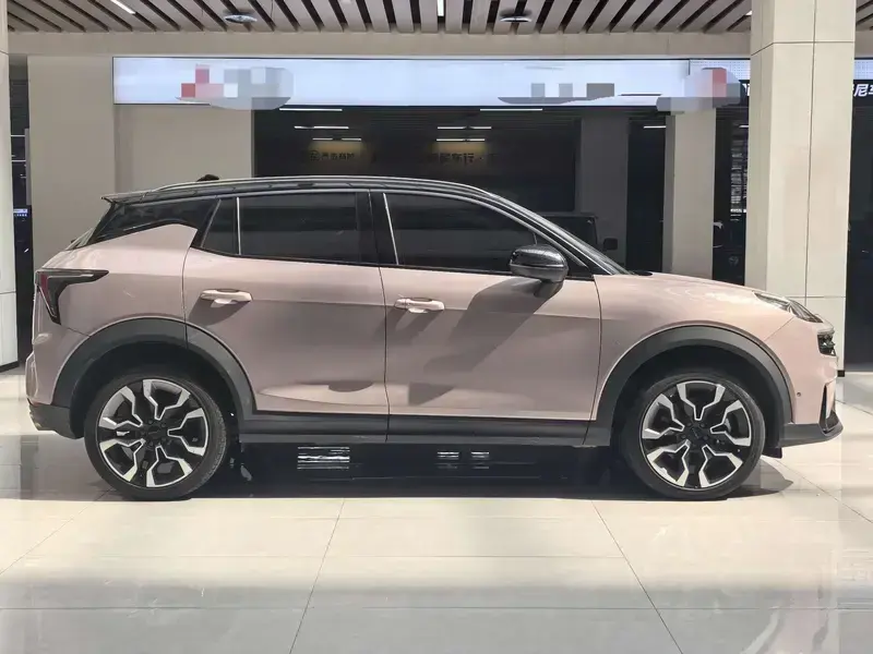 2023 Lynk & Co 06 с пробегом 23 000 км
