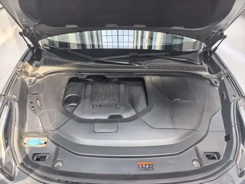 2023 Lynk & Co 06 с пробегом 23 000 км
