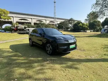 2023 Lynk & Co 08 с пробегом 66 000 км