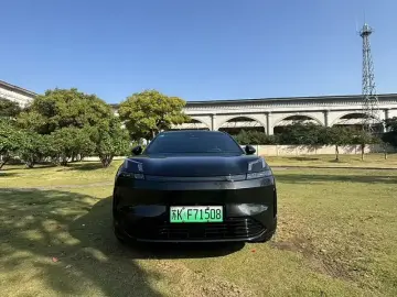 2023 Lynk & Co 08 с пробегом 66 000 км