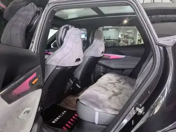 2025 Lynk & Co 08 с пробегом 25 000 км