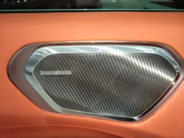 2025 Lynk & Co 900 с пробегом 32 000 км