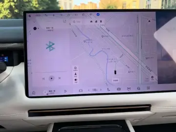 2025 Lynk & Co 900 с пробегом 25 000 км