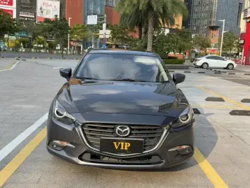 2017 Mazda Axela с пробегом 110 000 км