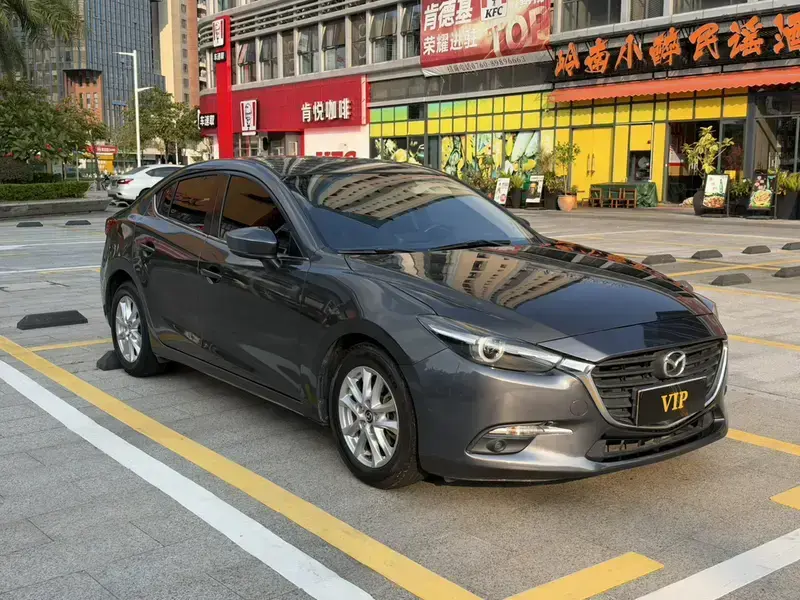 2017 Mazda Axela с пробегом 110 000 км