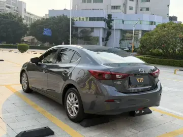2017 Mazda Axela с пробегом 110 000 км