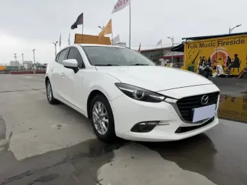 2017 Mazda Axela с пробегом 173 000 км