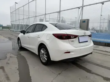 2017 Mazda Axela с пробегом 173 000 км